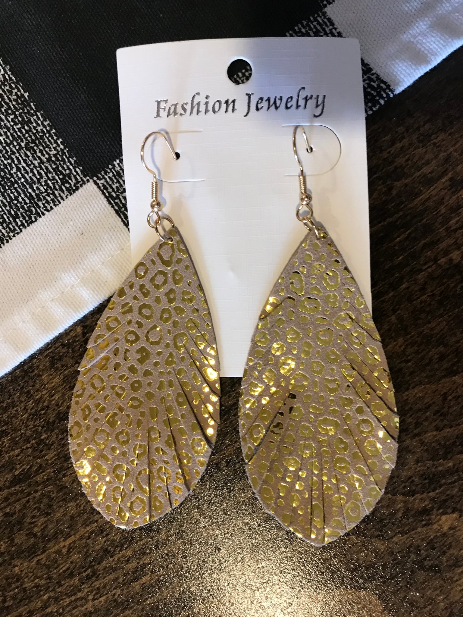 Light weight Earrings